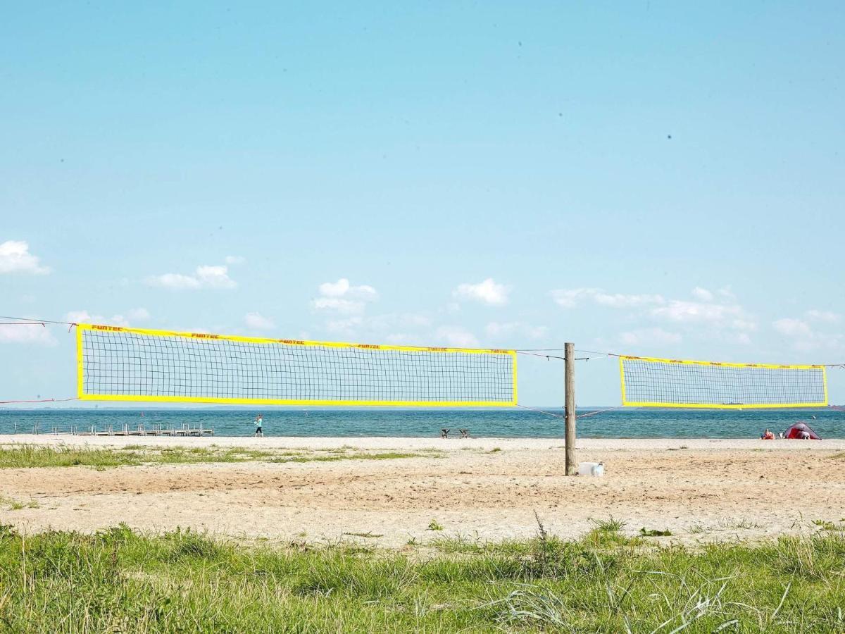 6 Person Holiday Home On A Holiday Park In Hejls エクステリア 写真